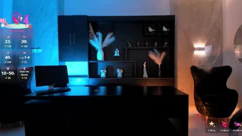 Violett  online show from October 1, 6:40 pm