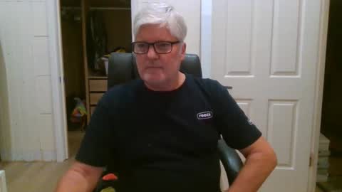 viper654321 online show from April 30, 7:24 am