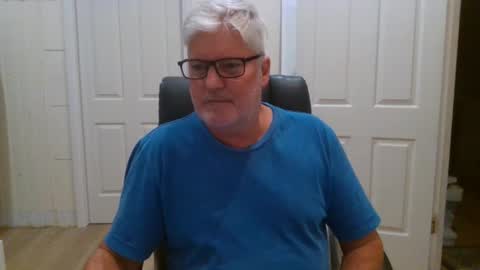 viper654321 online show from April 14, 7:33 am