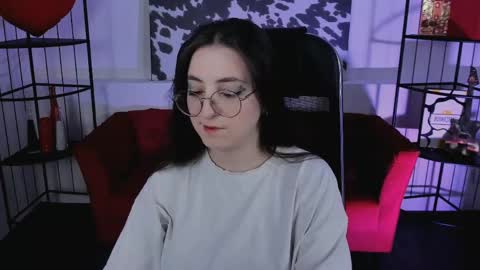 your love online show from April 15, 7:58 pm