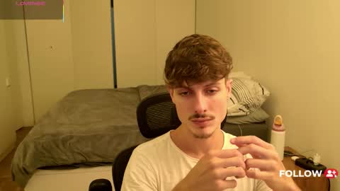 vitoraugustoxxx online show from May 18, 4:57 pm