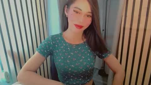 SANDRA GOING YOU online show from March 25, 12:01 pm