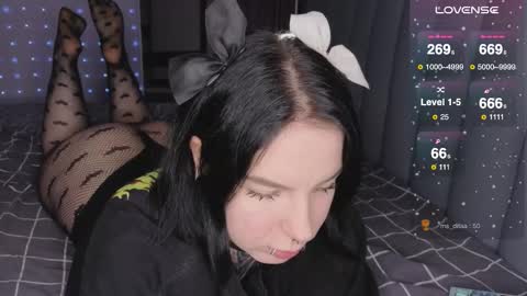 Vivi   online show from February 13, 11:41 pm