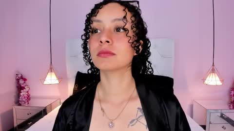 Vivi online show from November 14, 4:03 am