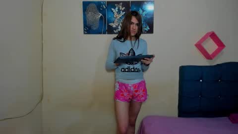 Snapshot of vivianalatin chatting on October 21, 12:10 pm instagram Viviana73215 online show from October 21, 12:10 pm