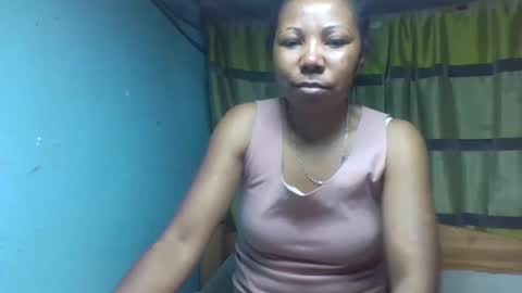 viviane0812 online show from October 30, 10:10 pm