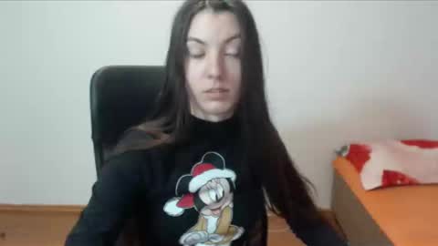 Vivian Gray online show from December 14, 5:25 pm