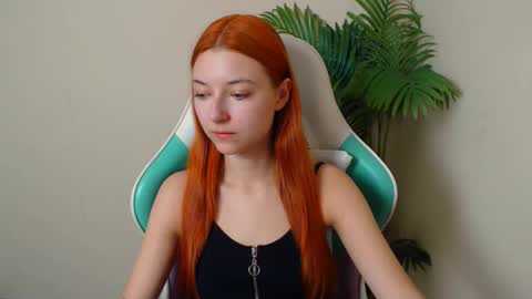 Vivien online show from November 5, 7:05 pm