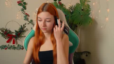 Vivien online show from December 15, 7:10 pm