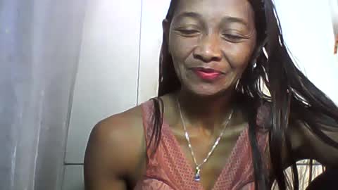 vixen_lina online show from July 16, 6:06 am