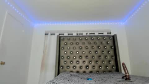 Sasha Malone online show from February 17, 6:01 am