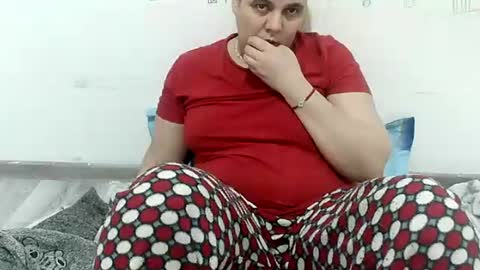 vixenbya online show from January 18, 9:29 am