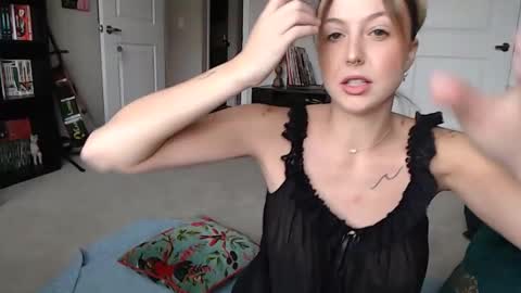 Liz online show from January 6, 5:17 pm