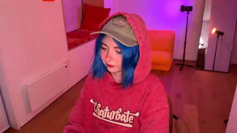 Polly  Online mostly at 9pm-2am UK Time online show from January 20, 5:48 pm