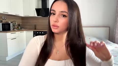 Miss Mia online show from June 23, 10:22 am