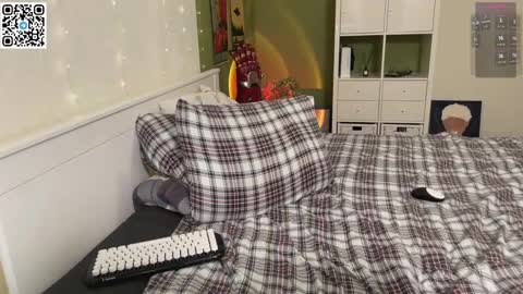 Vlad Dinovich online show from March 7, 4:55 pm