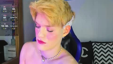 Vlad  online show from October 30, 3:01 pm