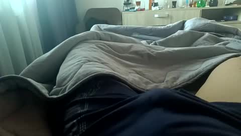 Snapshot of vodka951 chatting on January 2, 9:54 am vodka951 online show from January 2, 9:54 am