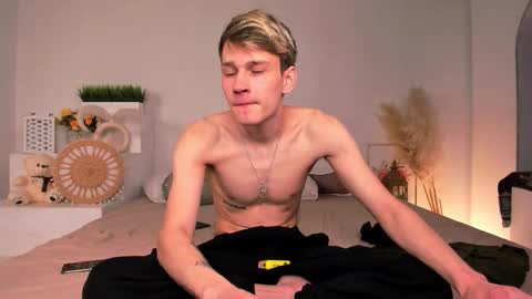 Dan online show from February 15, 4:37 am