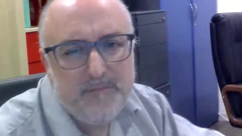 volpi72 online show from October 31, 11:32 am