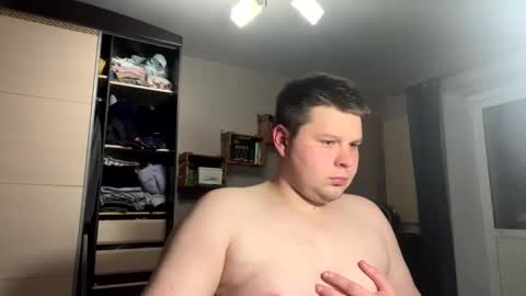 Snapshot of volshebnik_130 chatting on March 4, 10:16 pm Volshebnik1302 online show from March 4, 10:16 pm