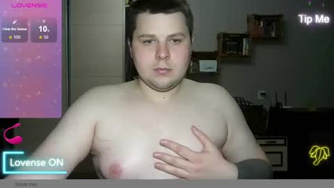 Snapshot of volshebnik_130 chatting on March 4, 6:39 pm Volshebnik1302 online show from March 4, 6:39 pm