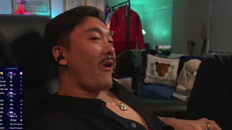 Votomo online show from September 27, 9:45 pm