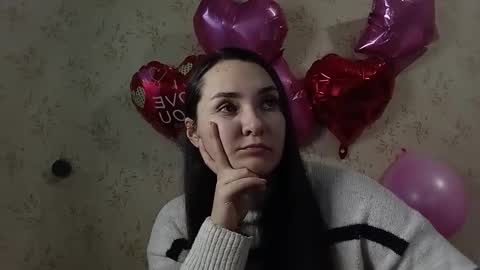 voulezvous_angel online show from February 12, 10:30 am