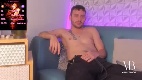 Vynny Blacke online show from November 16, 2:35 am