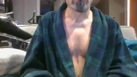 Snapshot of walker033 chatting on January 21, 4:43 am walker033 online show from January 21, 4:43 am