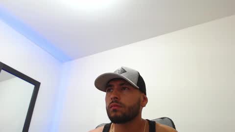 Snapshot of walter_brownn01 chatting on January 20, 7:04 pm WALTER BROWN  online show from January 20, 7:04 pm