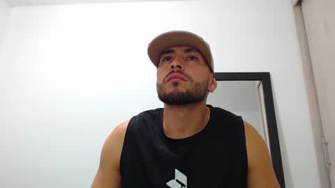 Snapshot of walter_brownn01 chatting on January 3, 3:12 pm WALTER BROWN  online show from January 3, 3:12 pm