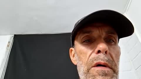 walterret online show from June 3, 2:14 am