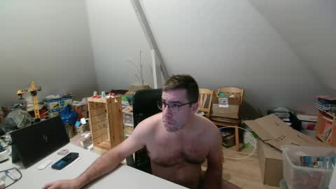 wammes online show from December 12, 9:48 pm