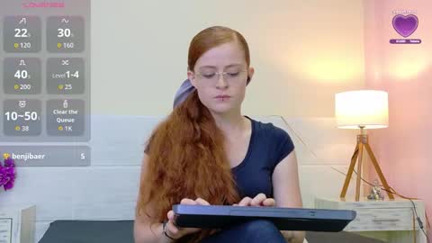 Snapshot of wanda_roberts chatting on October 16, 8:40 pm Wanda Robertss online show from October 16, 8:40 pm