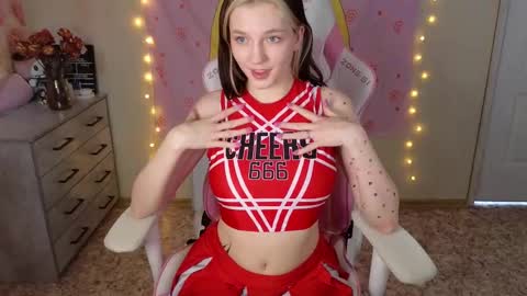 Kate online show from March 2, 8:16 am