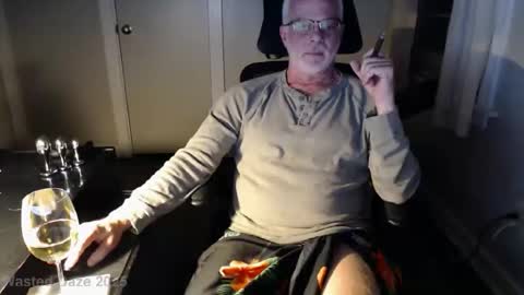 wasted_daze_ online show from November 25, 2:21 am