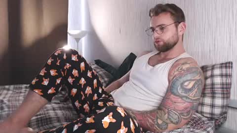 Wayne online show from April 24, 10:06 am