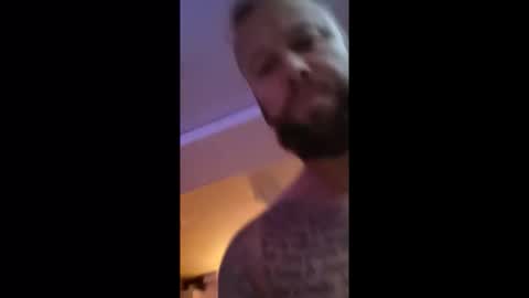 Snapshot of wazzathebull chatting on October 1, 6:12 am wazzathebull online show from October 1, 6:12 am