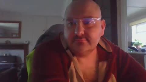 Snapshot of wbadave86 chatting on February 19, 4:11 pm JustMeCoverYou online show from February 19, 4:11 pm