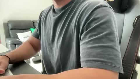 Weapon X online show from November 19, 11:03 pm