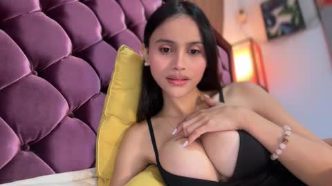 Maggie online show from April 9, 2:56 pm