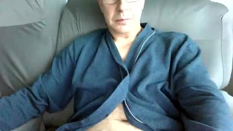 wechatistrokeurub online show from November 11, 9:22 am