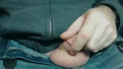 wellandwelland online show from March 30, 2:11 am