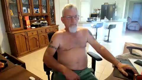 Wellhelloo online show from April 28, 6:18 am