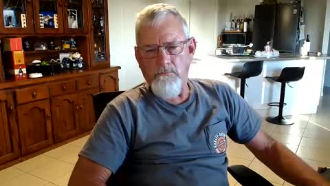 Wellhelloo online show from April 21, 6:53 am