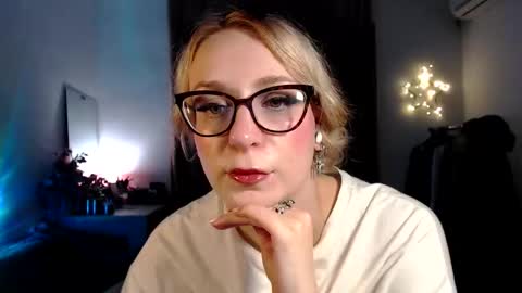 Liza online show from October 2, 10:41 pm