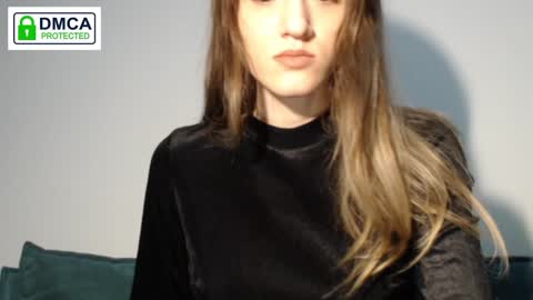 Snapshot of weltmilen chatting on December 8, 7:32 pm Milena online show from December 8, 7:32 pm