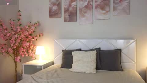 Im Wendy online show from February 28, 3:37 am