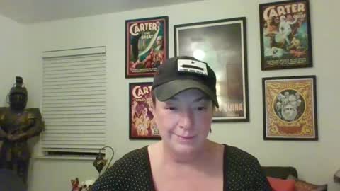 WendyCU online show from September 22, 5:22 am